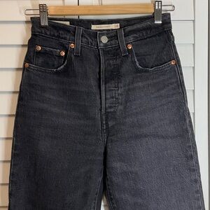 Levi's Ribcage Straight Black Jeans